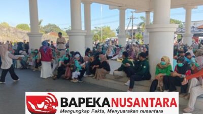 Ratusan Tenaga Kesehatan Honorer Gelar Aksi Protes Depan Kantor DPRD Menuntut Kenaikan Gaji Yang Lebih Layak